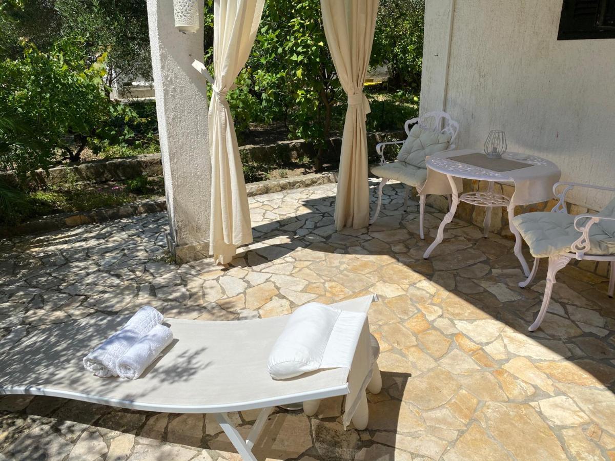 Apartments Lorenandreja Rab Town Exterior photo